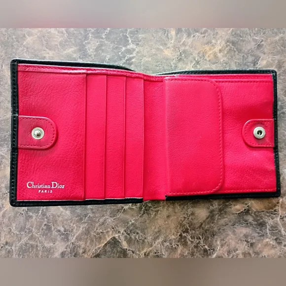 Authentic Christian Dior CD Icon Bifold Wallet – Black Grained Calfskin - Men’s - Picture 2 of 8